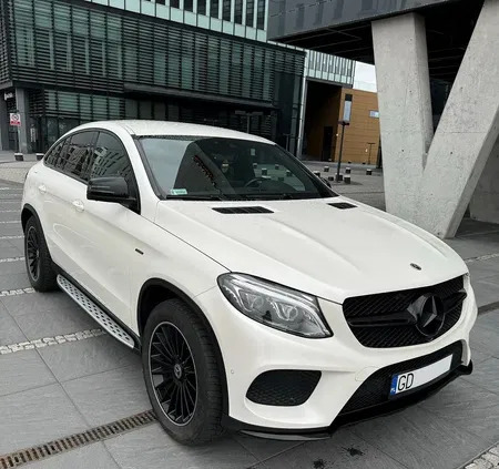 mercedes benz Mercedes-Benz GLE cena 229000 przebieg: 129000, rok produkcji 2016 z Gdynia